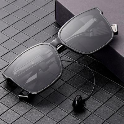 China Fashion Sunglasses 003 Hot Selling PC Black Smart Wireless Sunglasses With Headphone for sale