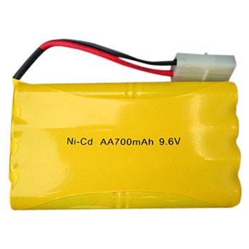 Китай Перезаряжаемые блок батарей AA 9.6V 700mAh Ni-КОМПАКТНОГО ДИСКА с разъемом продается