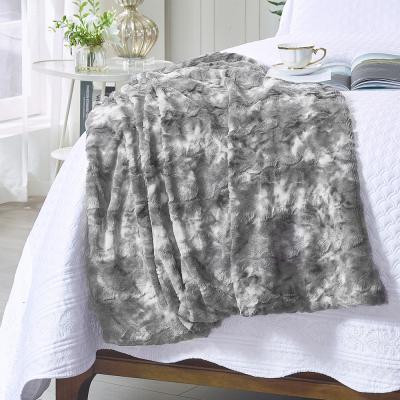 China WARMING Suitable For Home Decoration Polyester Faux Fur Wool Blanket for sale