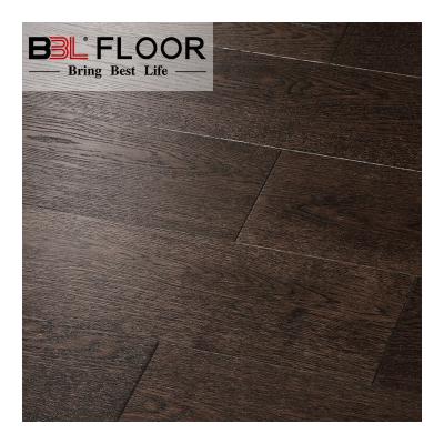 China Traditional Veneer 12mm Thickness Engineering Barrel HDF+wood Jiangsu Wood Flooring for sale