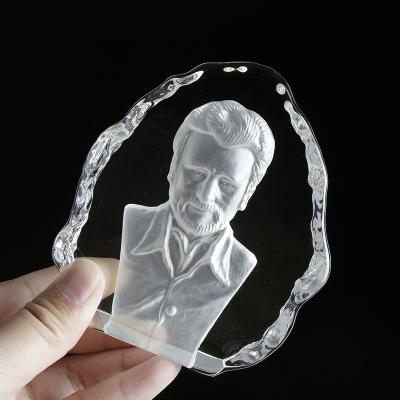 China Custom Carved Europe Crystal Iceberg Figure Statue Home Decoration Souvenir Gift for sale