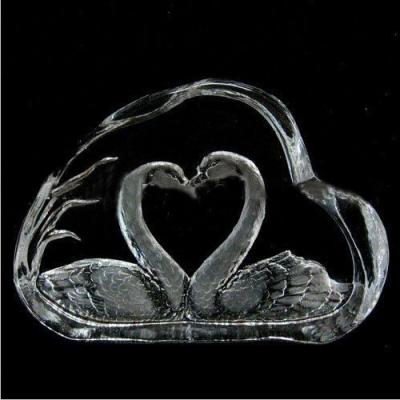 China Europe Luxury Crystal Swan Valentines Gift Double Wedding Favors for sale