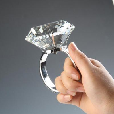 China Europe Crystal Diamond Napkin Ring Wedding Decoration Hand Made for sale