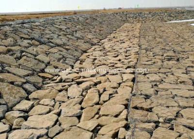 Chine Boîte professionnelle de Gabion grosseur de maille de 100 x de 120mm pour le revêtement de pentes raides à vendre