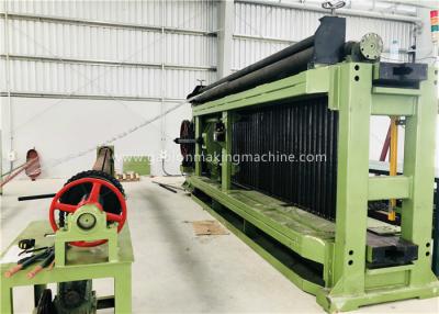 Chine Chaîne de production automatique faite sur commande de Gabion avec la machine à emballer hydraulique à vendre