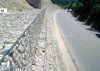 Chine Galvanisé/PVC a enduit le grillage de Gabion pour clôturer le diamètre de fil de la pierre 2.7mm à vendre