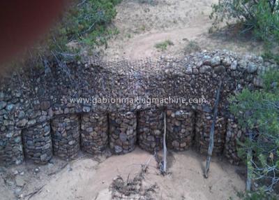 Chine Le grillage hexagonal plongé chaud/PVC a enduit des paniers de Gabion de fil pour renforcent le tissu à vendre