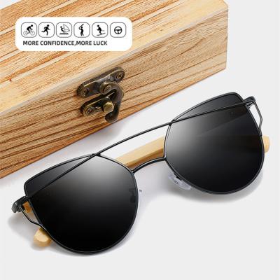 China Cat Glass New Men's And Bamboo And Wood Woman's Legs Polarized Sunglasses Cat Eye Colored Film Driving Sunglasses for sale