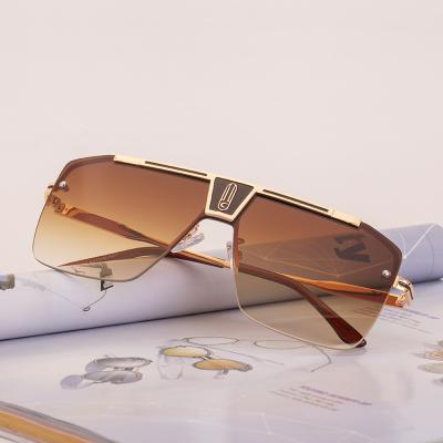 China Fashion Sunglasses 2022 Big Sunglasses Men UV400 Tone Gradient Glasses Metal Frame Sun Glasses Frame for sale