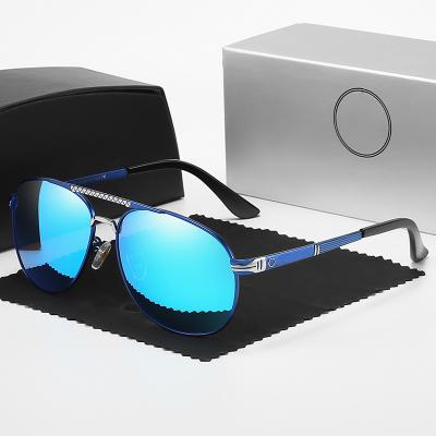 China Cool Fashion Sunglasses New Trend Polarized Sunglasses Men's Metal Outdoor Driving UV Protection Driving Sunglasses for sale