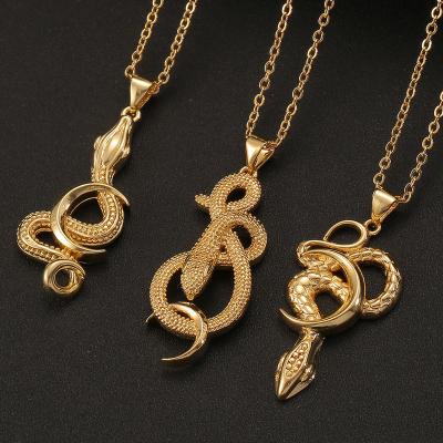 China FASHIONABLE Exaggerated Snake Pendant Copper Plated Custom Chain Necklace Hip Hop Necklace Bee Chain Necklace for sale