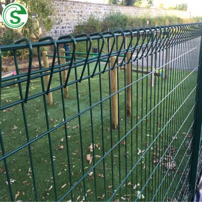 China Easily Assembled BRC Rolled And Low Top Beam Welded Wire Mesh Road Garden Fence for sale