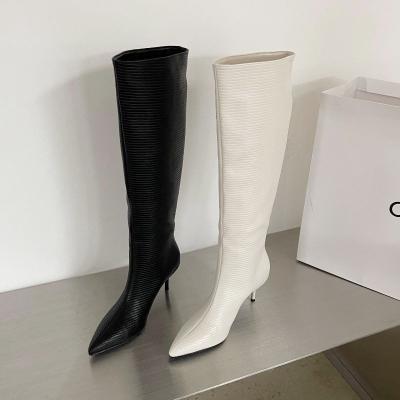 China Sexy Wrinkle Anti-slippery New Style Botas De Dama Winter And Autumn Shoes Women's Knee High Boots for sale