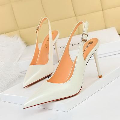 China Dama Germany Diamond Butterfly Anti-odor Dropshipping Zapatos altos 2022 new color clear heels for women and ladies for sale