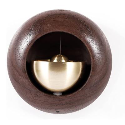 China Japanese Walnut Wind Ornaments Suction Design Refrigerator Room Cafe Doorbell Solid Wood Magnetic Chime for sale