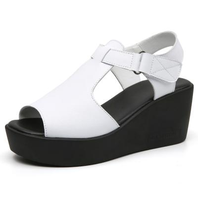 China Breathable Open Head Plus Size 34-40 Medium Heel Platform Sandals Women Wedding Shoes 2023 Summer Casual Wedges Sandals for Beach Office for sale