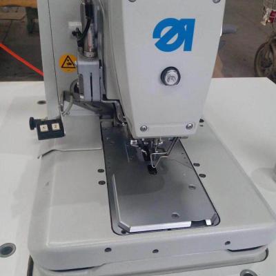 China Garment Shops Used Durkopp Adler 580 Eyelet Button Hole Computerized Sewing Machine for sale