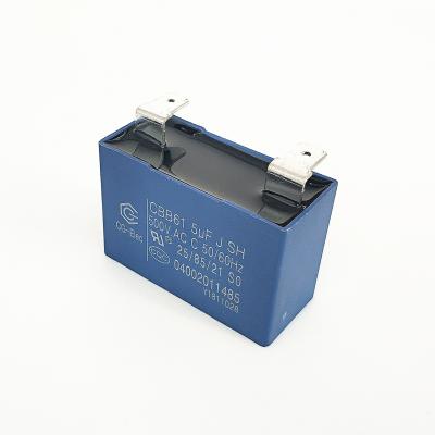 China CBB61 500V 5.0mfd Cooker Hood Capacitor Black Epoxy Blue PBT Case With Mounting Feet Te koop