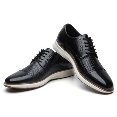 China Men's Breathable Oxford Shoes Sports Shoes For Men Lace-up Casual Dress Shoes For Men for sale