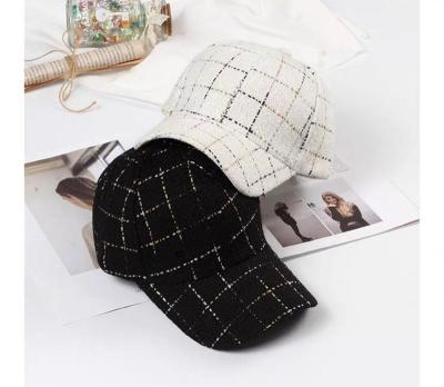 China COMMON Baseball Cap Women's Fall/Winter Fashion Plaid Baseball Cap, Checked Baseball Women Hat for sale