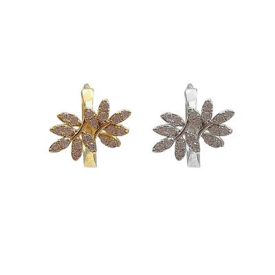 China Cute FASHIONABLE Olive Branch Earrings Flat Leaf Design Style Copper Alloy Earrings for sale