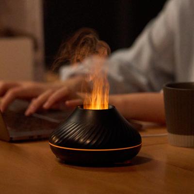 China Heiß verkaufter Diffusor Duftöl USB Luftparfümfeuchtiger Aroma Diffusor Ätherische Öl Diffusor mit 7 bunten Lichtern für zu Hause zu verkaufen