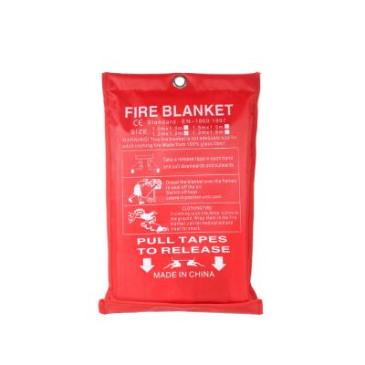 China Safety Protector Wholesale All Sizes Fiberglass Emergency Fire Blanket for sale