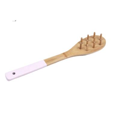 China Sustainable Bamboo Spaghetti Spoon Spaghetti Tongs Spatulas And Turners With Color Handle for sale