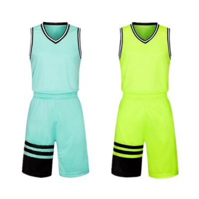 China Breathable Factory Wholesales Cool Custom Sublimation Soccer Uniform For Men for sale