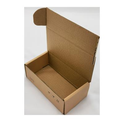 China Recyclable Printing Black Color Paper With Foldable Kraft Paper Mailing Box Customized Size For Daily Goods for sale