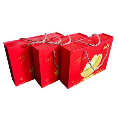 China PB-125 Recyclable Paper Tote Bag Gold Logo Custom Red Shopping Paper Bags With Handle for sale