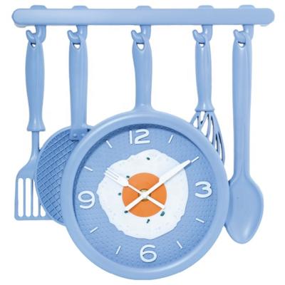 China NEW DESIGN HOT SALE Creative Home Decoration Plastic Steak Kitchen Steak Wall Clock for sale