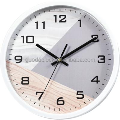 China Creative home decorative gift brand promotional cheap wall clock round plastic wall clock for sale