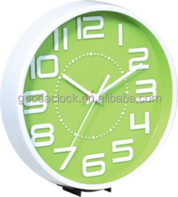 China Modern home decorative hot sale gift cheap 8 inch round table plastic clock simple design for sale