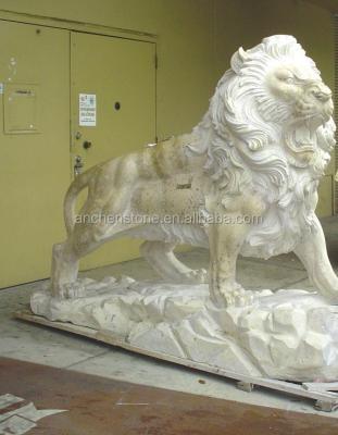 China Natural White Marble Carving Roaring Male Lion for sale