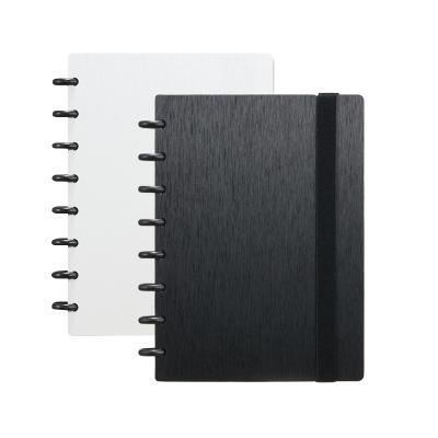 中国 Disc Binding Custom A5 Size Poly Cover Disc Binding Notebook With Elastic Band 販売のため