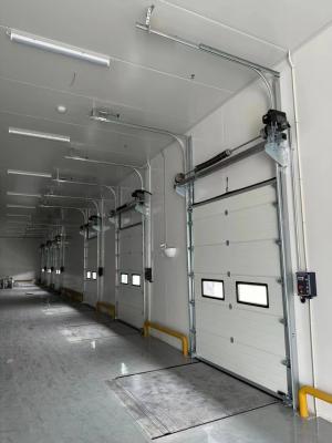 중국 Overhead sectional door is one of most widely used among in industrial doors at present 판매용