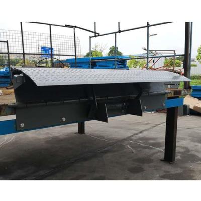 China Hydraulic Mechanical Dock Leveler Anti Skid Diamond Platform No Need Electric for sale