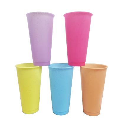 China 2022 New Design Plastic Glitter Unbreakable Cold Coffee Cups With Lid And Straw For Party Accept Custom for sale