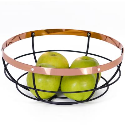 China Vintage Sustainable Kitchen Steel Mesh Fruit Decorative Bowl Fruit Basket for sale