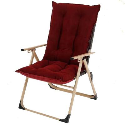 China Compact Burgundy Collapsible Folding Beach Chair Heavy Duty Recliner for sale