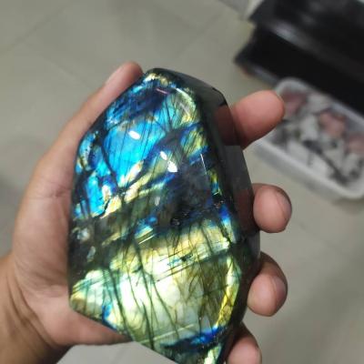 China wholesale natural blue showy labradorite freeform healing stones from Europe for sale