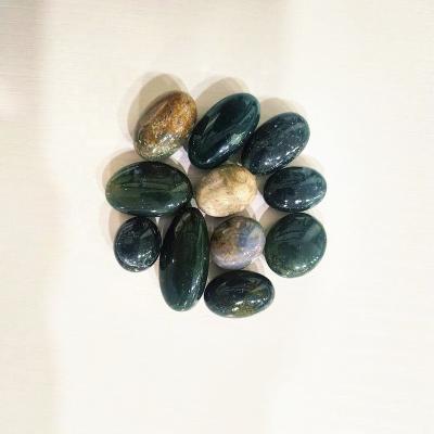 China Europe Wholesale Price Crafts Crystals Healing Stone Moss Agate Natural Folk Crystal Mixed Crystal Tumbled Stone for sale