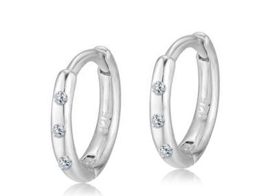 China peso do tamanho 1.3-1.5g de 0.06ct Diamond Huggie Hoop Earrings 8mm 7mm 6mm à venda