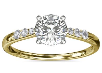 Cina La forma rotonda 9K argenta la pietra bianca di Ring With 6MM 1.0ct Moissanite in vendita