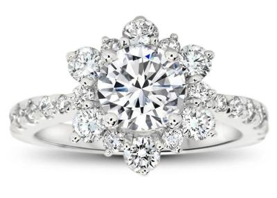 Cina Il fiocco di neve ha ispirato il peso d'argento di dimensione 1.0ct di 9K Ring With Lab Diamond RD6.5MM in vendita