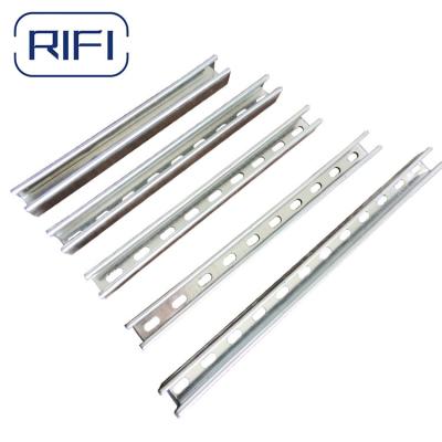 China Plain Strut Channel And Fittings Unistrut C Channel Slotted Channel Metal Strut Te koop