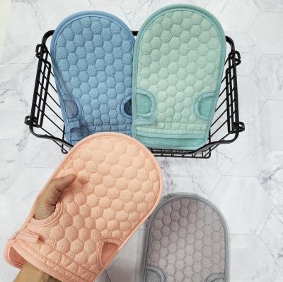 China EXFOLIATE Exfoliating Dead Body Gloves Korean Bath Shower Washcloth Squishy Skin Bath Gloves for sale