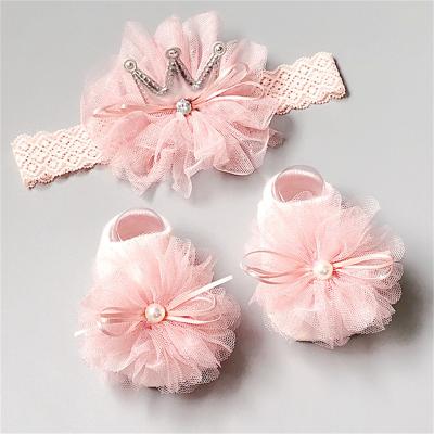 China Friendly Material Lace Flower Crown Bows Newborn Baby Socks And Headband Set For Girls Turban Baby Hair Accessories for sale