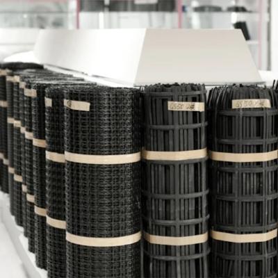 China High Tensile Strength Plastic Welding Geogrid For Road Pavement Steel Plastic Geogrid Subgrade Reinforced Two Way Geogrids for sale